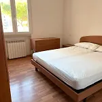 Paron * Μπιμπιόνε